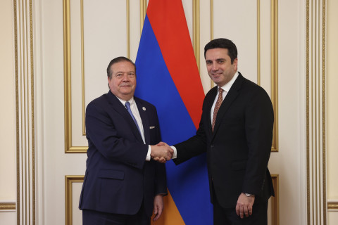 ՀՀ ԱԺ նախագահն ընդունել է Միջազգային հանրապետական ինստիտուտի եվրասիական տարածաշրջանի տնօրենին