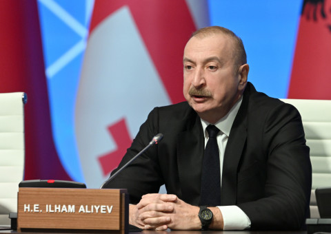 Алиев заявил о необходимости расширения газотранспортной инфраструктур