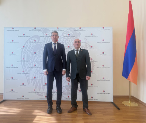 Հայաստանում Ղազախստանի դեսպանը հյուրընկալվել է ԿԸՀ-ում