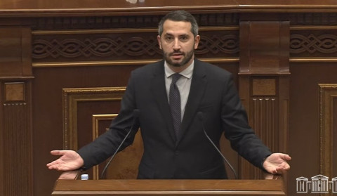 Դուք կոռուպցիայի պաշտպաններ եք, որովհետև եկել եք Քոչարյանի 200 միլիոն դոլարը պաշտպանելու համար. Ռուբինյանը` ընդդիմադիր պատգամավորներին