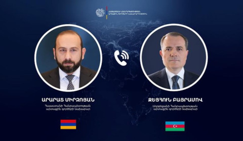 Ararat Mirzoyan Azərbaycan xarici işlər naziri ilə telefon danışığı aparıb