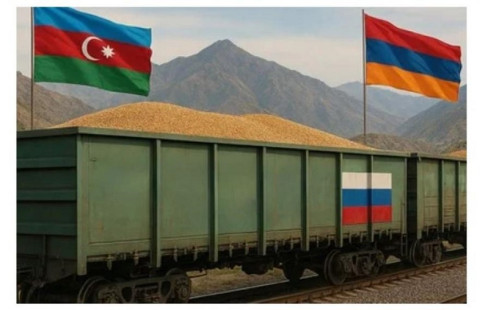 Поезд с российским зерном движется через Азербайджан и Грузию в Армению
