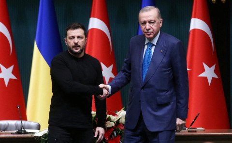 Zelenskiy says Turkey ready to host next trilateral peace talks