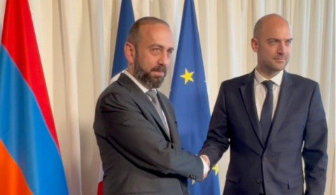 Mirzoyan held warm meeting with his French counterpart