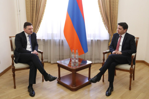 Քննարկվել են ՀՀ-ի և ԵԱԶԲ-ի միջև համագործակցության զարգացման հեռանկարները