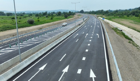 Georgia cancels tenders for construction of border roads with Azerbaijan and Armenia