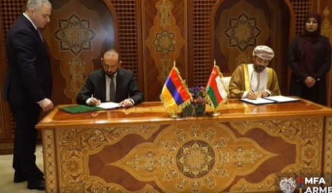 Maskatda Ermənistan və Oman xarici işlər nazirlərinin görüşü baş tutub