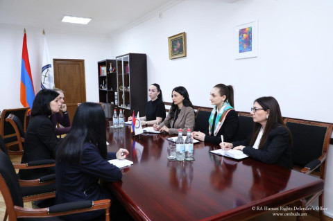 Մարդու իրավունքների պաշտպանն ընդունել է Անվտանգության ոլորտի կառավարման Ժնևյան կենտրոնի ներկայացուցիչներին
