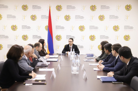 Արդարադատության նախարարությունը նախաձեռնել է օտարերկրյա որդեգրումների գործընթացի կարգավորման վերաբերյալ քննարկում