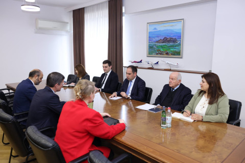 Wizz Air-ը երկու նոր ուղղություն կմեկնարկի՝ դեպի Էյնդհովեն և Բրյուսել. ՏԿԵ նախարարը հանդիպել է Իան Մալինիի հետ