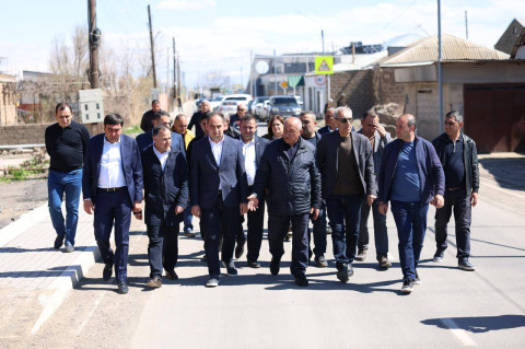 Դավիթ Խուդաթյանը ծանոթացել է Արմավիրի մարզում իրականացվող շինարարական ծրագրերի ընթացքին
