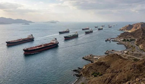 Հորմուզի նեղուցի գոտում շուրջ 400 տարբեր նավ է կանգնած