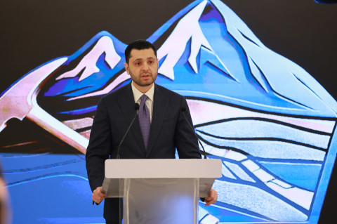 Համբարձում Մաթևոսյանը Երկրաբանի օրվան նվիրված միջոցառմանը կարևորել է կայուն հանքարդյունաբերության զարգացումը