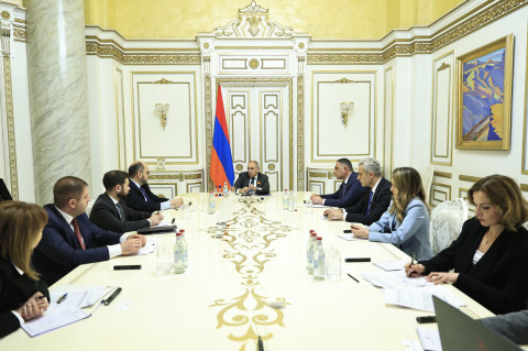 Վարչապետի գլխավորությամբ քննարկվել են Եվրոպական քաղաքական համայնքի գագաթնաժողովի կազմակերպմանն առնչվող հարցեր