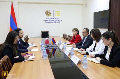 ԱՍՀ նախարարը և Կատարի դեսպանը քննարկել են համագործակցության հարցեր