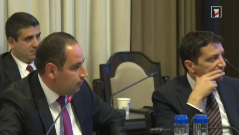 Քննարկվել է ճանապարհների շերտագրման սարք ձեռք բերելու հարցը. Խուդաթյան