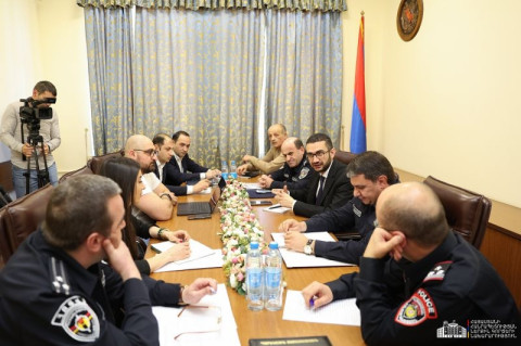 ՆԳ նախարարությունում քննարկվել են Road Control հավելվածի կատարելագործմանն ուղղված լուծումները