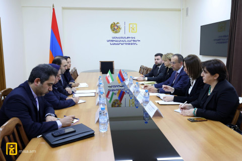 ԱՍՀ նախարարը հանդիպել է Իրանի դեսպանին․ քննարկվել են սոցիալական ոլորտում համագործակցության հեռանկարները