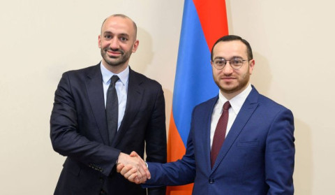 Մխիթար Հայրապետյանը հանդիպել է Ֆրանսիայի` Եվրոպայի հարցերով լիազոր նախարար Բենժամեն Հադադի հետ