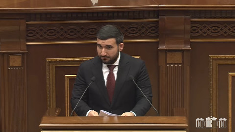 Եռագլխի մեջ կա ընդամենը մեկ թեկնածու, և դա Ռոբերտ Քոչարյանն է. Վահագն Ալեքսանյան