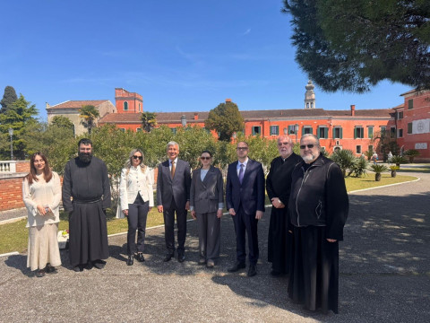 ԿԳՄՍ նախարարի տեղակալ Ալֆրեդ Քոչարյանն այցելել է Վենետիկի Սուրբ Ղազար կղզում գործող Մխիթարյան միաբանություն