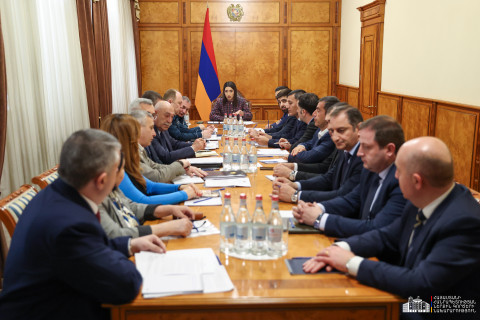 Քննարկվել են գետերի ելքերի հնարավոր աճի և ձյան հալոցքով պայմանավորված հնարավոր հեղեղումների ռիսկերի վերաբերյալ հարցեր