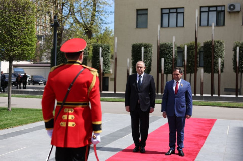 Վրաստանի ՊՆ-ում տեղի է ունեցել դիմավորման հանդիսավոր արարողություն. Պապիկյանը տեսանյութ է հրապարակել