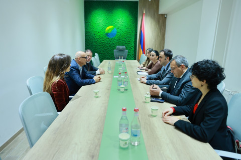 World Vision-ի ներկայացուցիչների հետ քննարկվել են համագործակցության ոլորտները․ հանդիպում ՇՄ նախարարությունում