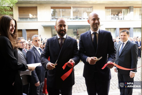 Parisdə Mirzoyan və Baronun iştirakı ilə Ermənistanın Fransadakı səfirliyinin yeni binasının açılış mərasimi keçirilib
