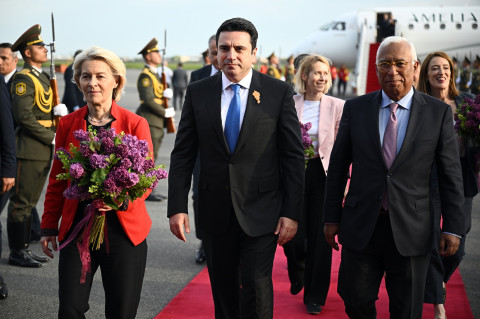 Antonio Costa, Ursula von der Leyen and Roberta Metsola arrived in Armenia