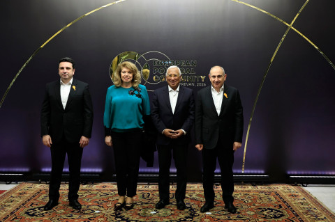 PM Pashinyan hosts dinner in honor of the participants of the EPC Summit