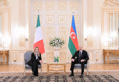 Ցանկանում ենք, որ Ադրբեջանը ամրապնդի իր դերը որպես Եվրոպայի և Ասիայի միջև հիմնարար հանգույց. Մելոնի