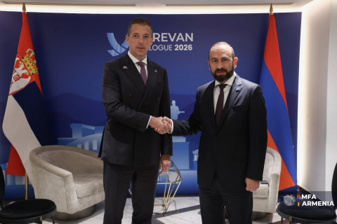 ARARAT Mirzoyan və Serbiya xarici işlər naziri regional və beynəlxalq hadisələr barədə fikir mübadiləsi aparıblar