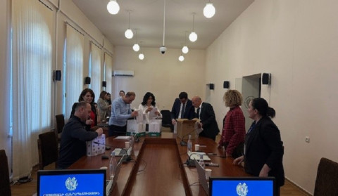 ԿԸՀ-ն փոխանցել է դիվանագետների և ՊՆ ուսման մեջ գտնվող զինծառայողների էլեկտրոնային քվեարկության ծրարները