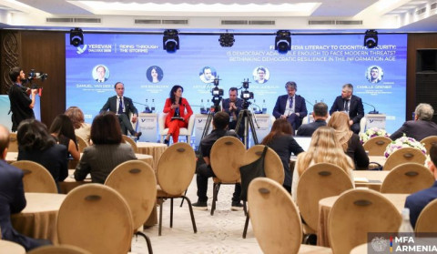 «Երևանյան երկխոսություն»-ում քննարկել են ապատեղեկատվության և կոգնիտիվ անվտանգության մարտահրավերները