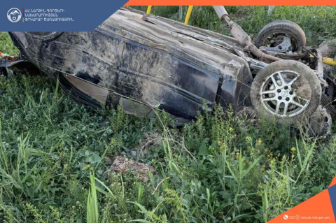 Երևան-Երասխ ճանապարհին ավտոմեքենան դուրս է եկել ճանապարհի երթևեկելի գոտուց և գլխիվայր հայտնվել դաշտում․ կա տուժած