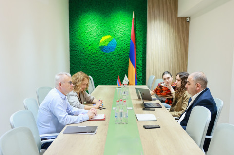 Միջազգային փորձագիտական թիմի հետ քննարկվել են արդյունաբերական թափոնների քարտեզագրման և շրջանաձև տնտեսության զարգացման ծրագրերը