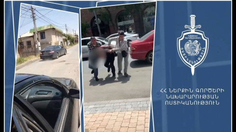49-ամյա տղամարդը 50 հազար դրամ ընտրակաշառք է տվել, ձերբակալման ժամանակ մեքենայով փորձել է դիմել փախուստի