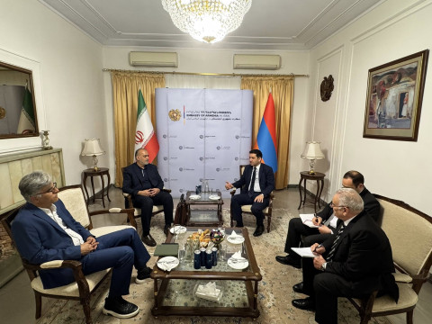Դեսպան Հակոբյանն ընդունել է Մեղրիի սահմանային անցակետի արդիականացման և վերակառուցման աշխատանքներն իրականացնող ընկերության ղեկավարությանը