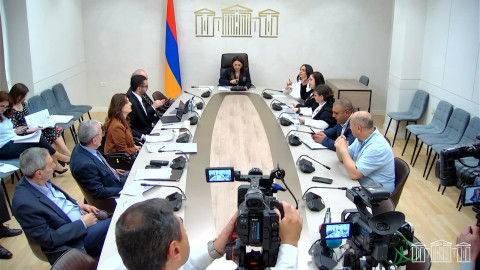Առաջարկվում է սահմանել դրույթ, ըստ որի՝ դատական նիստին հնարավոր կլինի մասնակցել տեսակապով