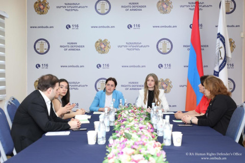 ՄԻՊ աշխատակազմում քննարկվել են հաշմանդամություն ունեցող անձանց իրավունքների պաշտպանությանն առնչվող հարցերը