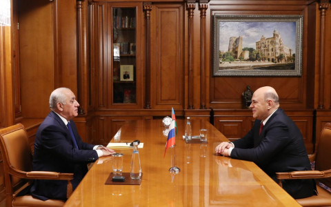 Միշուստինն ու Ասադովը քննարկել են տարբեր ոլորտներում համատեղ խոշոր նախագծերի իրականացման հարցեր