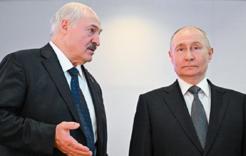 Putin və Lukaşenko Ermənistandakı vəziyyətlə bağlı fikir mübadiləsi aparıblar. Peskov