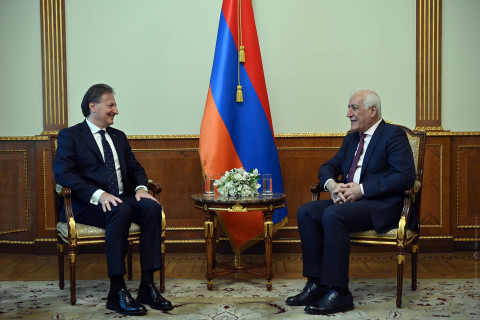 Վահագն Խաչատուրյանը և դեսպան Ֆեռանտին քննարկել են Հայաստան-Իտալիա հարաբերությունների օրակարգային հարցերը