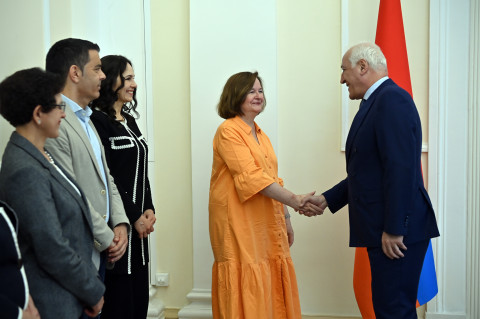 Այս ընտրությունները ճակատագրական նշանակություն ունեն մեր երկրի ապագայի համար. ՀՀ նախագահը՝ Եվրախորհրդի դիտորդական առաքելության ղեկավարին