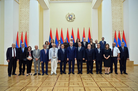 Վահագն Խաչատուրյանը ՌԱԿ ներկայացուցիչների հետ անդրադարձել է նախընտրական մթնոլորտին