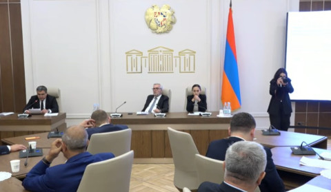 Այս տարվա հունվարի 1-ից նկատվում է Ղարաբաղից տեղահանված անձանց կողմից ՀՀ քաղաքացիություն ստանալու դիմելիության աճ. ՆԳ նախարարի տեղակալ
