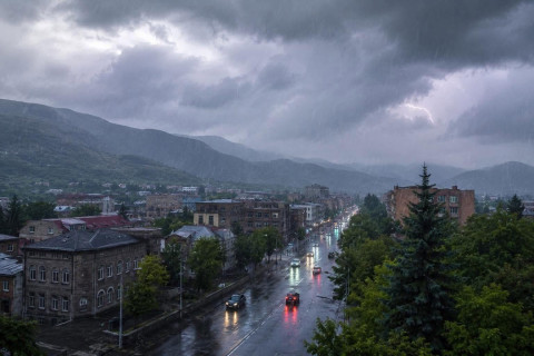 Առաջիկա ժամերին Վանաձոր համայնքում սպասվում են հորդառատ անձրևներ, ամպրոպ և կարկուտ