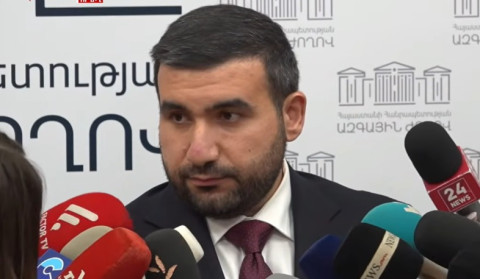 Ասում է՝ ոչխարներին առաջս եմ անում, տանեմ ցույցի, գլուխը 5000 ... ո՞ր կոնտեքստի մեջ դա ընտրակաշառք չէ. Ալեքսանյան