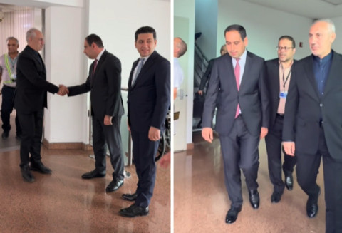 Դավիթ Խուդաթյանը «Զվարթնոց» օդանավակայանում դիմավորել է Իրանի նախագահի տեղակալ Համիդ Փուրմոհամադիին